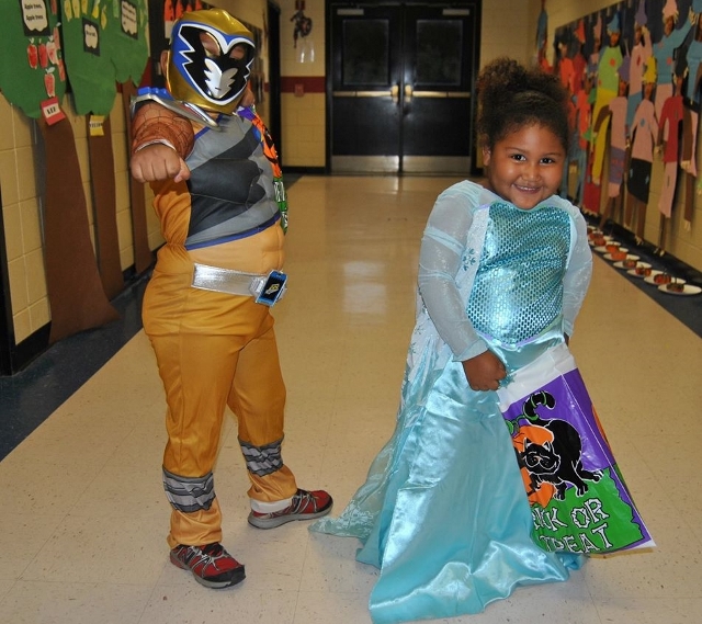 Spooky Science 9 640x569