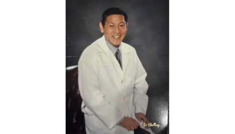 Dr. Romulo Navarro