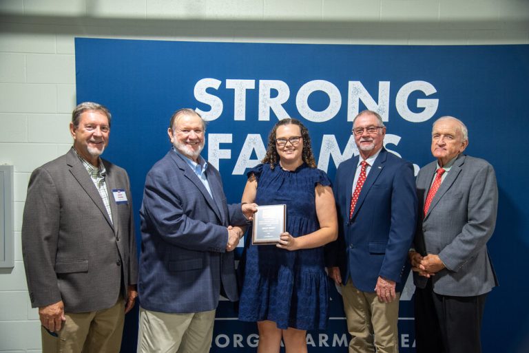 Coffee County’s Wright receives Farm Bureau district award