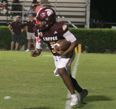 Thomas County Central Yellow Jackets hand the Trojans their second loss of the season